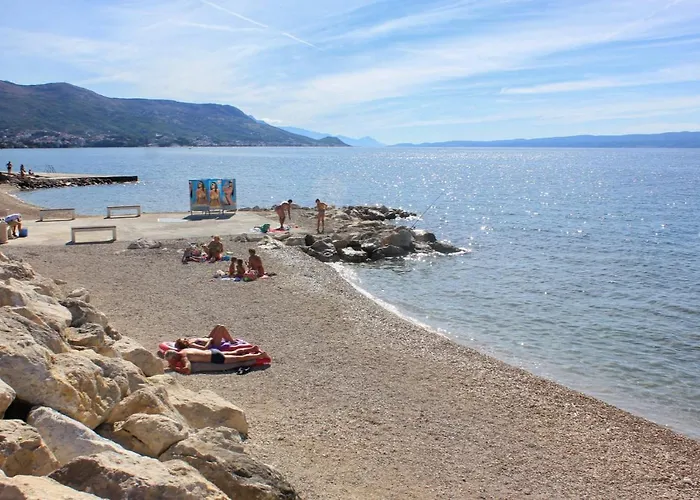 - 11638 Апартаменти *