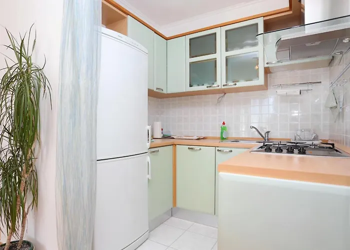 Апартаменти - 11638 Спліт